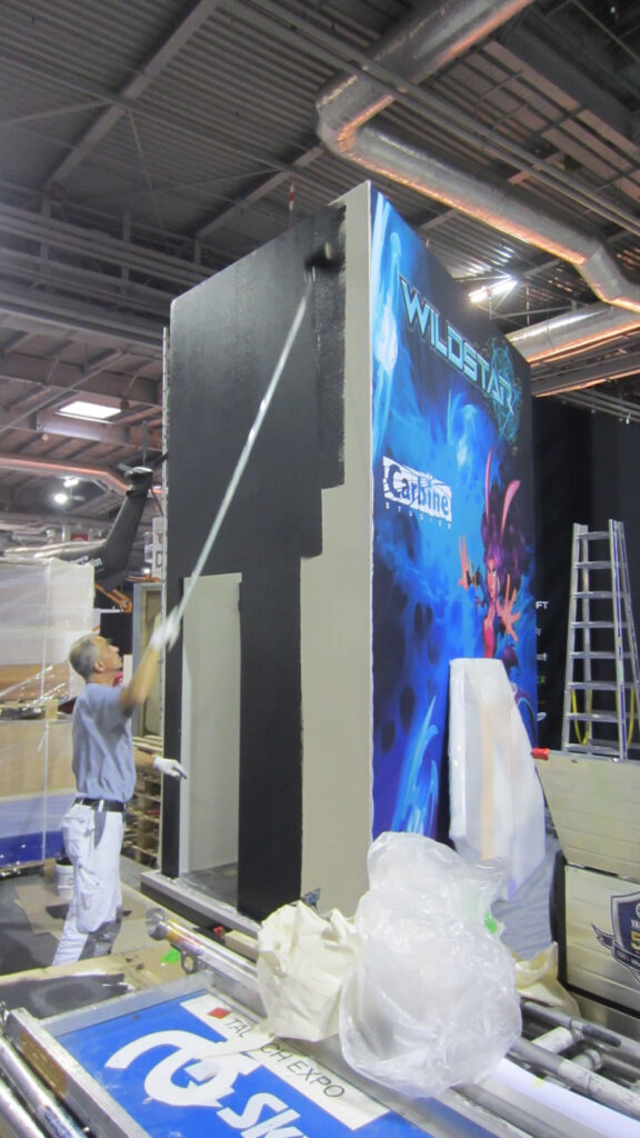 Wildstar – Peinture sur le stand de la PGW
