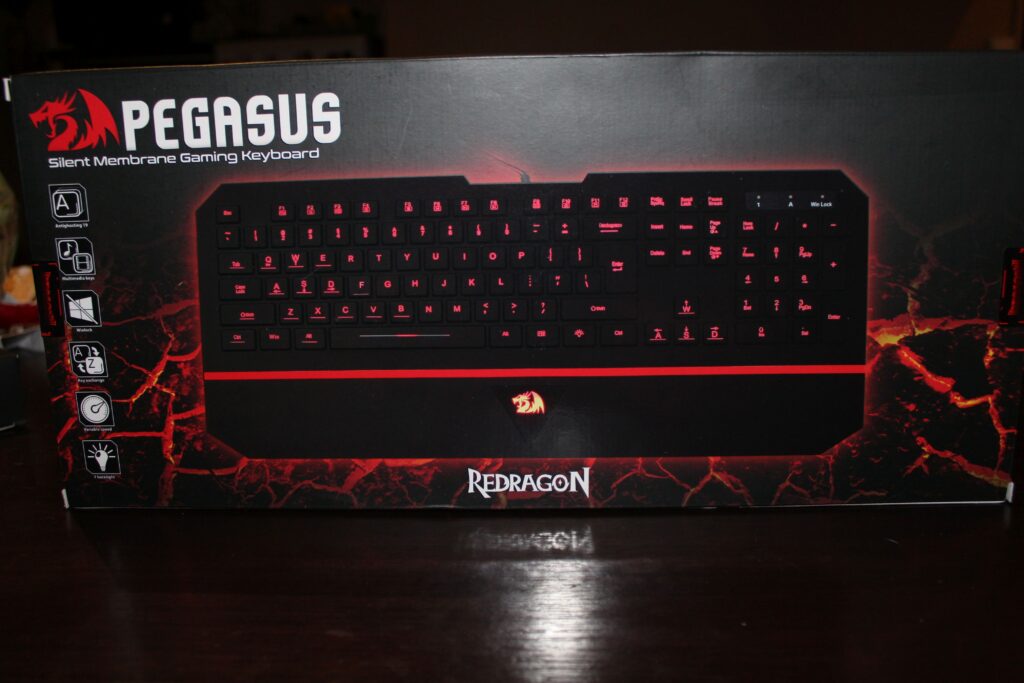 Redragon Pegasus – Un clavier silencieux