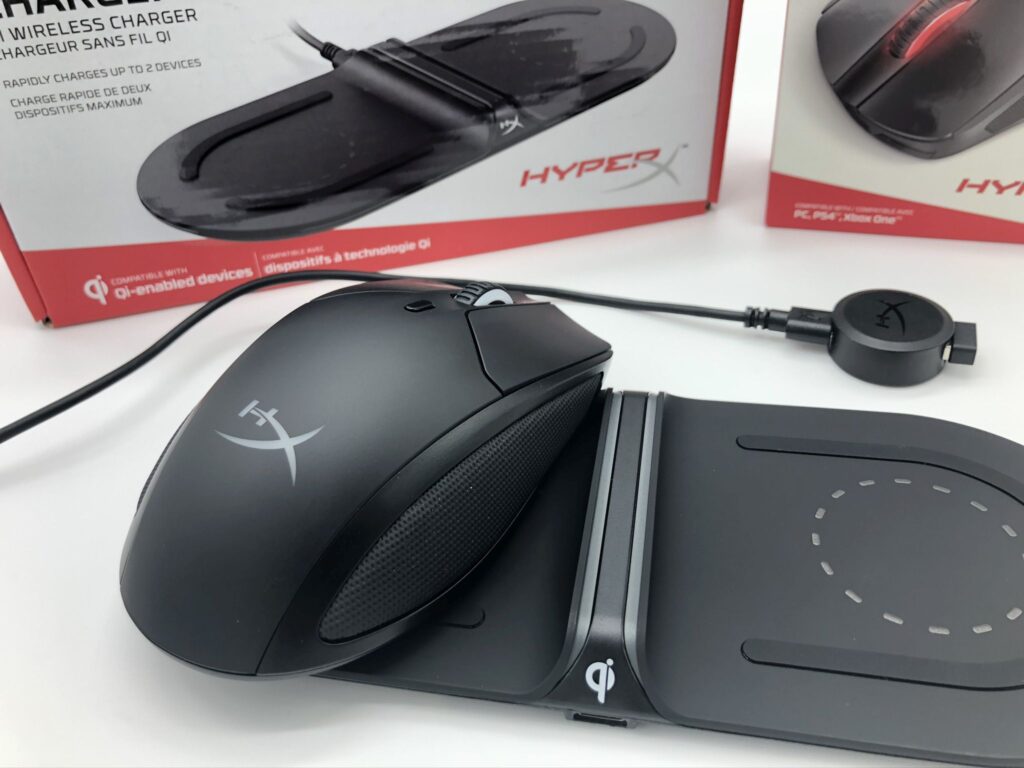 HyperX – Souris Pulsefire Dart et base de recharge ChargePlay Base