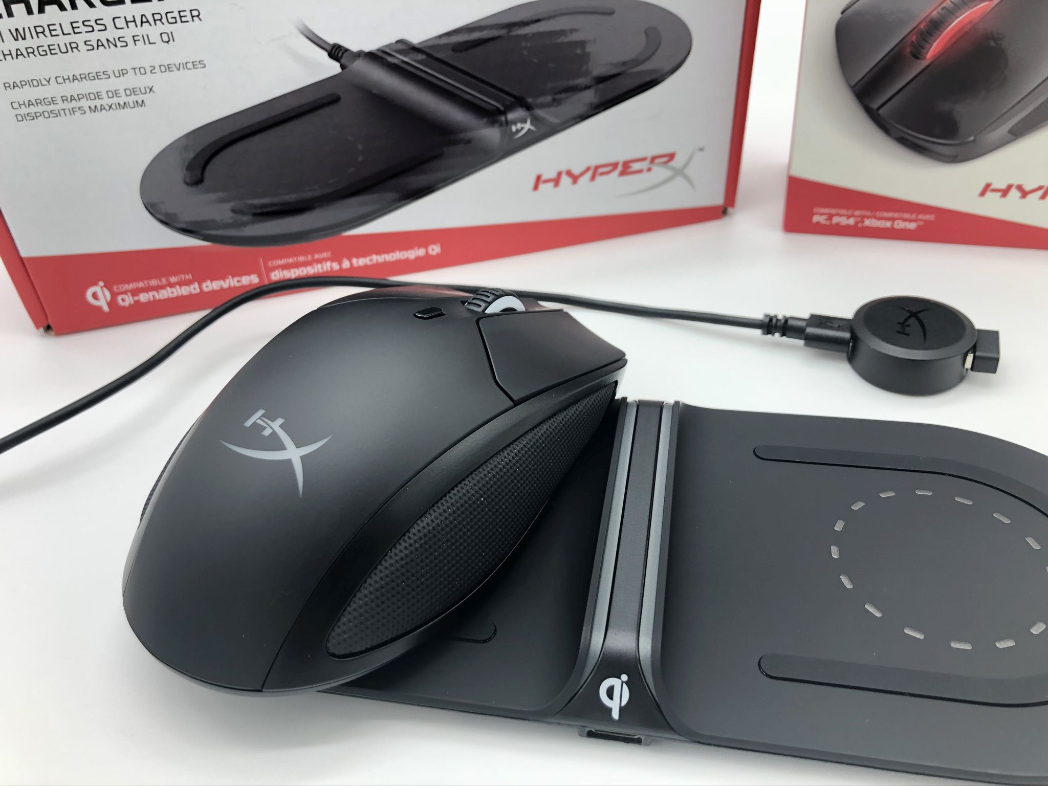 CES 2018] Razer Hyperflux, le tapis de souris qui recharge sans fil votre  souris !