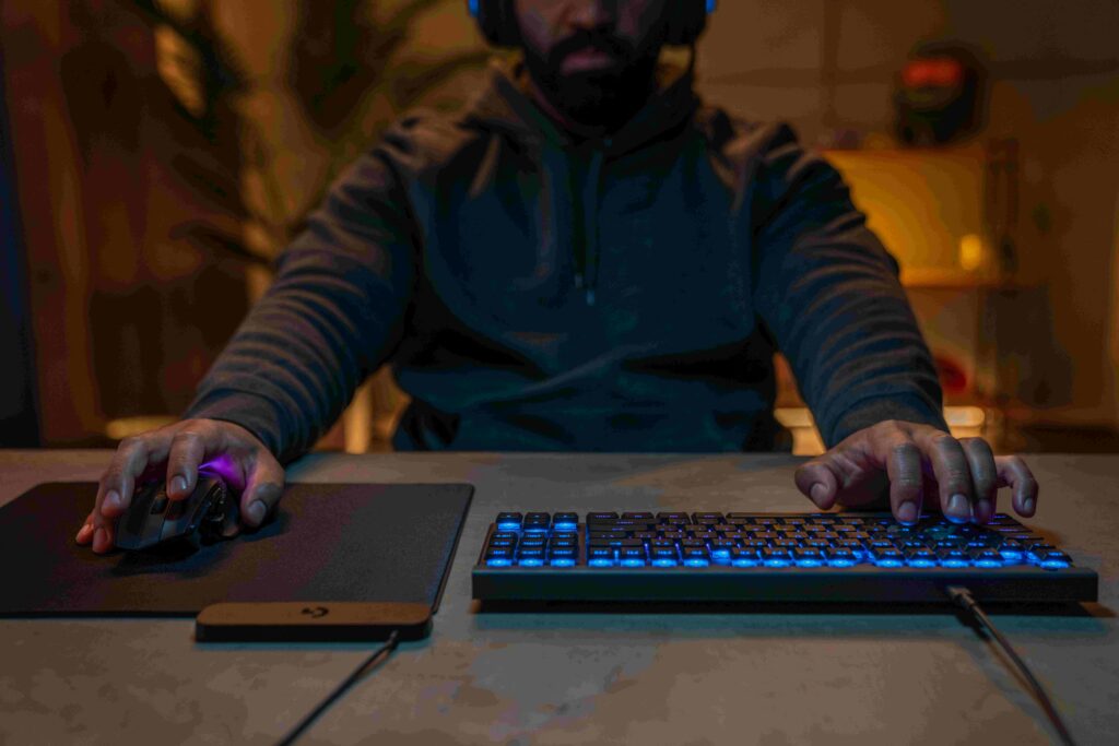 Logitech – G321 Lightspeed et G515 Rapid TKL à la une
